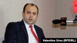 Ministrul de externe Oleg Țulea în studioul Europei Libere, Chișinău, 17 septembrie 2020.