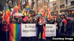 İstanbulda keçirilən etiraz aksiyası