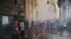 Jerusalem: Suzavac i šok-bombe u dvorištu džamije