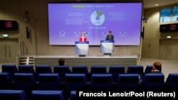 Belgium -- European Commission President Ursula von der Leyen holds a news conference detailing EU efforts to limit economic impact of the coronavirus outbreak, Brussels, April 2, 2020.