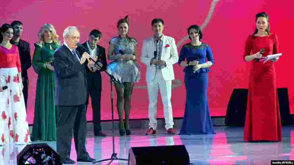 &quot;Татар җыры 2014&quot; фестивален Татарстан президенты киңәшчесе Миңтимер Шәймиев сәламли
