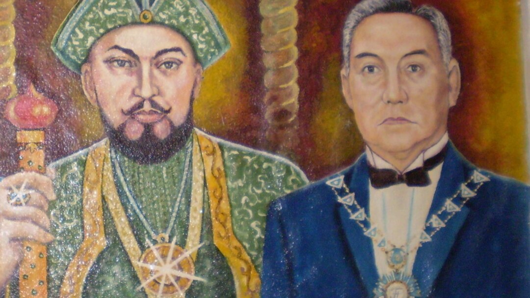 Өз саяжайындағы жалаңаш көршінің суреті