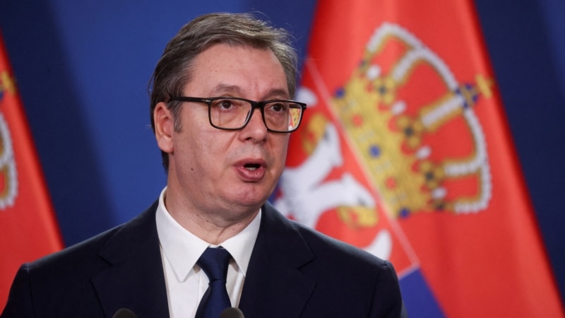 Vučić odbio da kaže šta je bilo u teretnom avionu koji je poleteo za Izrael