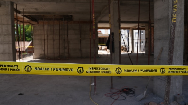 Inspektorati i Punës ndalon punimet në gati gjysmën e vendeve të inspektuara