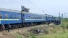 Пасажирський потяг і вантажівка зіткнулися на Закарпатті, є постраждалі – ДСНС