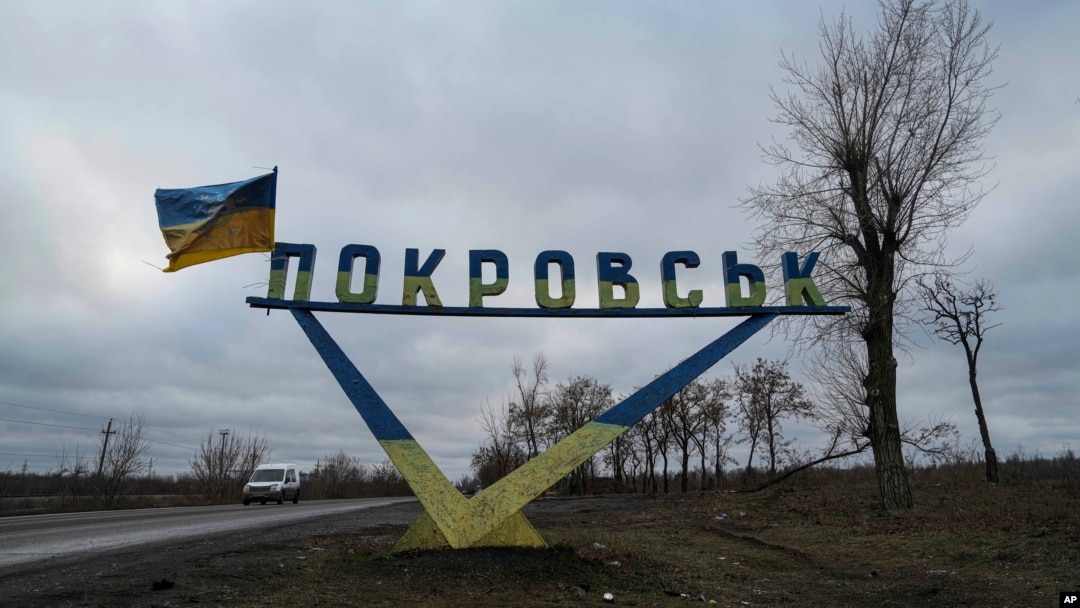 Forțele ruse au intensificat atacurile lângă Pokrovsk, oraș aflat în ruine. 