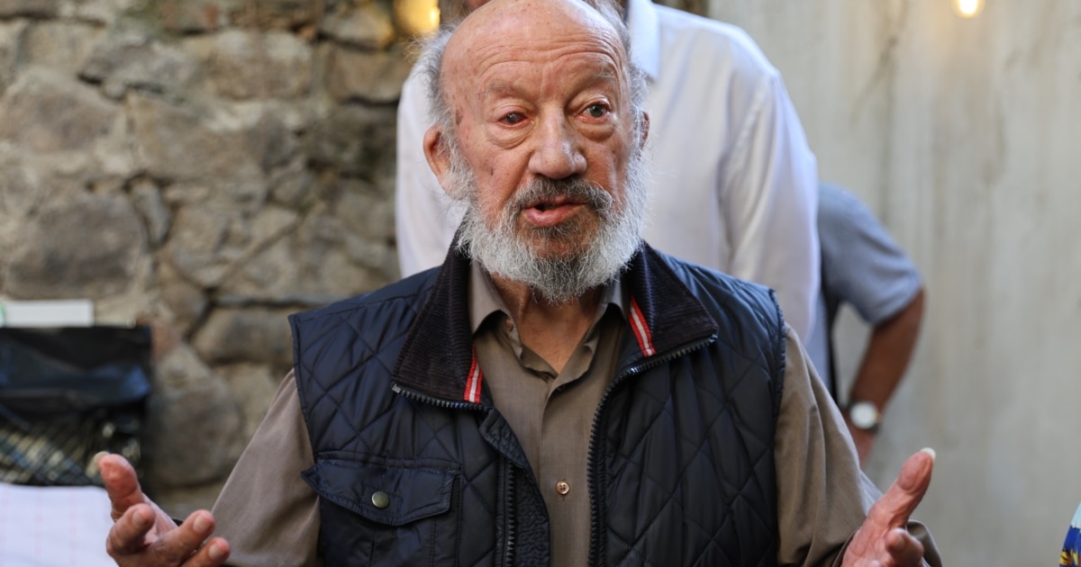 Творил е в цяла България и по целия свят. В