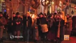 В Латвии встретили солнцестояние традиционным сожжением колоды