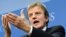 Bernard Kouchner