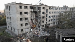 Urmările unui atac cu rachete și drone rusești la Zaporijia, pe 30 octombrie 2025.