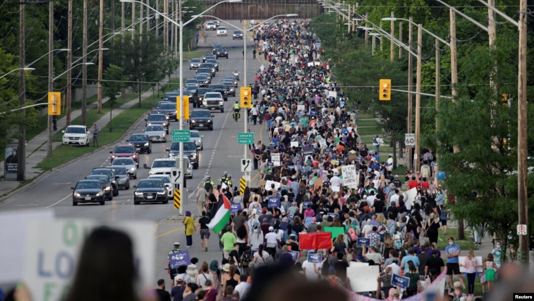 The procession culminated at a mosque about 7 kilometers away that caters to London's Muslim community of around 30,000 people.