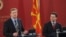 Evropski komesar Štefan File i makedonski premijer Nikola Gruevski u Skoplju, 19. februara