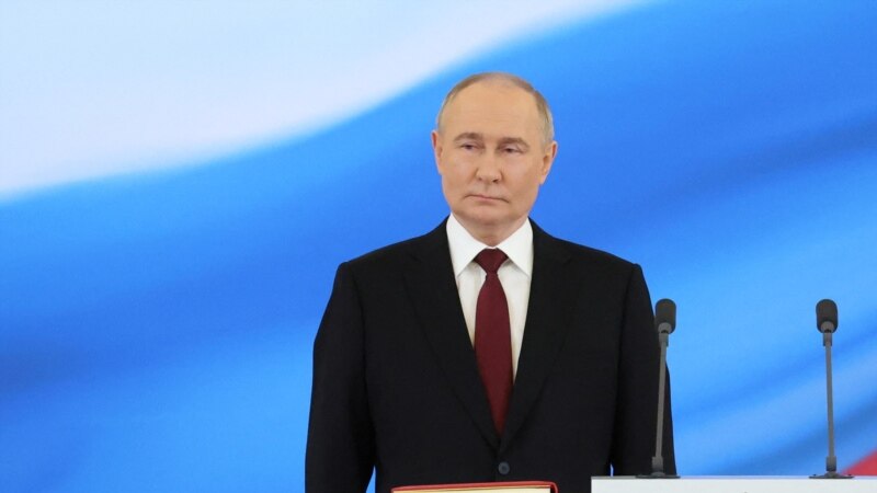Путин вели дека нема „ништо необично“ во вежбите за тактичко нуклеарно оружје