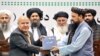 د طالبانو د حکومت او عزیزي ګروپ مشر ترمنځ د تړون لاسلیک