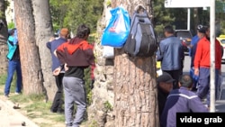 Ин афрод дар Душанбе дар ҷустуҷӯйи кор ҳастанд