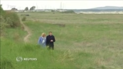 Мардум муқобили ҳамсари президент