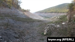 Пересохла річка, що живить Ізобільненське водосховище