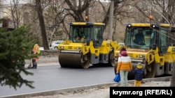 Ремонт дороги в Симферополе, апрель 2021 года