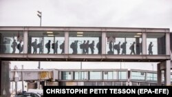Një aeroport në Paris. Fotografi ilustruese. 