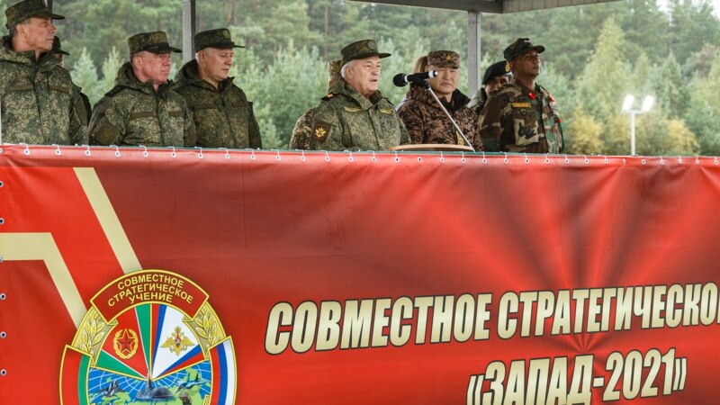 Ukrajina: 90.000 ruskih vojnika nedaleko od granice 