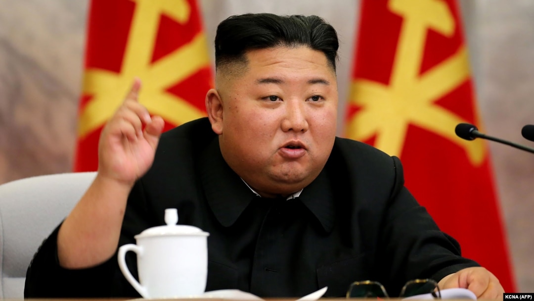 Kim Jon-un a anunțat populația că urmează vremuri grele: o criză alimentară ar putea afecta cetățenii din Coreea de Nord. 
