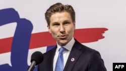 Міністр оборони Антті Хаккянен заявив, що Гельсінкі «дуже серйозно» ставиться до цього інциденту