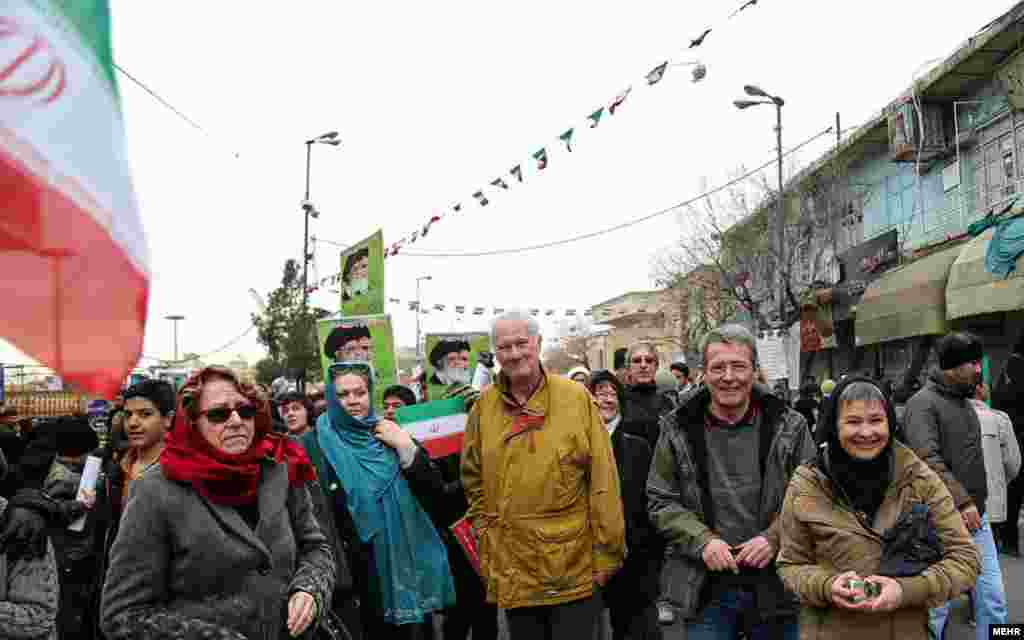 گردشگران خارجی در شهر قم