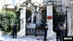 ირანის საელჩო პარიზში.