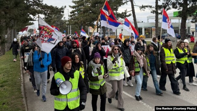 Doček studenata i građana koji su pešačili oko 40 kilometara iz Alibunara, 23. februar 2025.