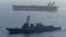 Ілюстраційне фото. Ракетний есмінець USS Rafael Peralta (на передньому плані) під час забезпечення блокади США іранських портів, квітень 2026 року