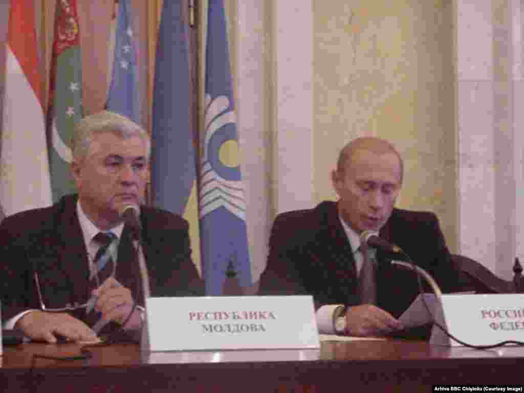 4 octombrie 2002, summit CSI la Chişinău, Vladimir Voronin şi Vladimir Putin