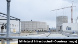 Imagine de pe șantierul de construcție a stației de epurare a apei de la Cahul, care va asigura cu apă și servicii de canalizare aproximativ 40.000 de cetățeni din municipiu și raion