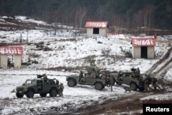 Військовослужбовці беруть участь у навчаннях НАТО STEADFAST DART 26 у Бергені, Німеччина, 19 лютого 2026 року