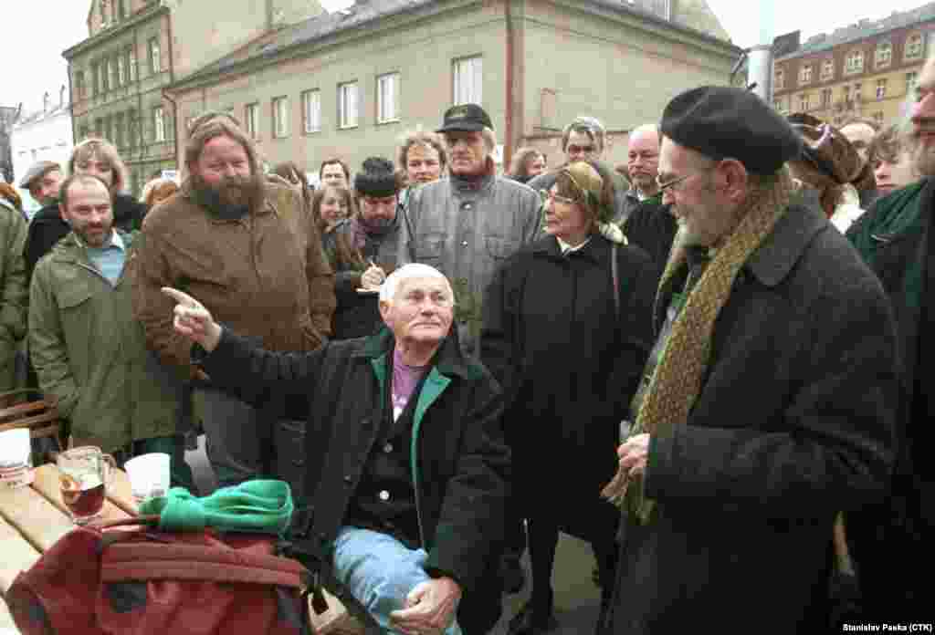 Грабал адзначае сваё 80-годзьдзе.