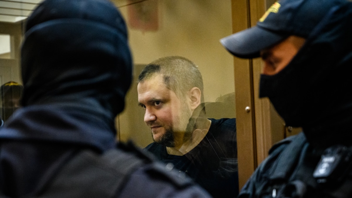 Russian Police Whistle-Blower Gets Five Years In Prison On Charges He Calls Trumped Up - Vimarsana News