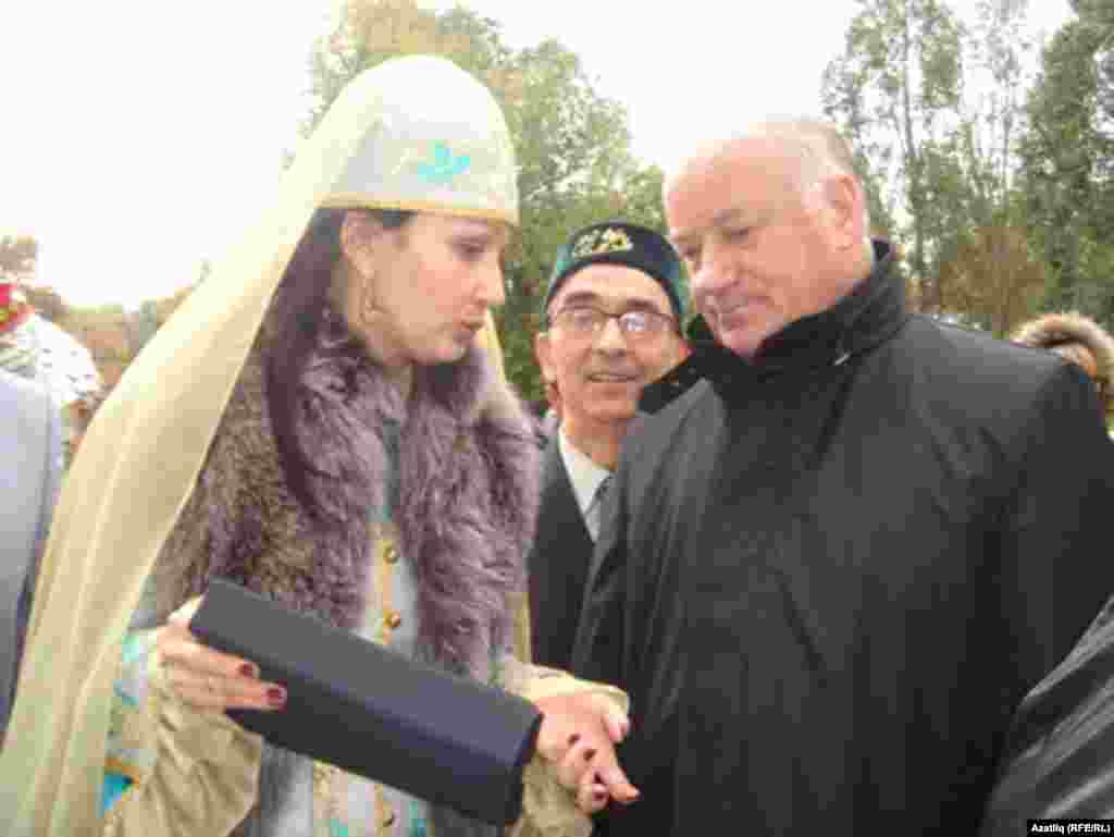 iPad аша татар тормышы