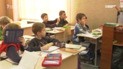 Що вчителі, батьки та учні російськомовних шкіл у Харкові думають про перехід на українську мову навчання – відео