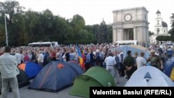 În „Orășelul demnității”, după o zi de proteste