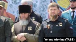 Муфтий Чечни Салах Межиев (слева) и глава республики Рамзан Кадыров