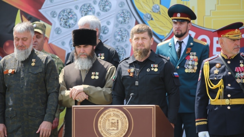 "Род отвечал не перед властью". Что не так с политикой коллективной ответственности в Чечне?