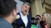 Після відставки Чолаку міністри його уряду протягом 45 днів будуть виконувати свої обов’язки, а в.о. президента призначить тимчасового прем’єр-міністра з числа міністрів