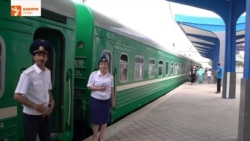 Вазир мегӯяд, "билетро барвақт харед, нархаш арзонтар мешавад!"