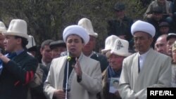 Бишкек, апрель 2010 г. 