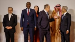 وزیران خارجه ایران، آفریقای جنوبی، ویتنام، روسیه، عربستان سعودی، هند، پیش از گرفتن عکس گروهی در نشست وزیران خارجه بریکس