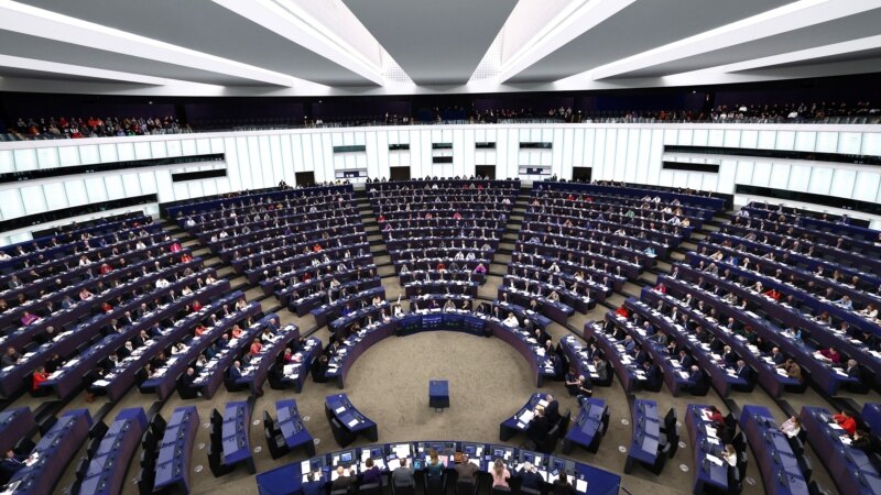 EU Parliament Hails Armenian Foreign Policy Change