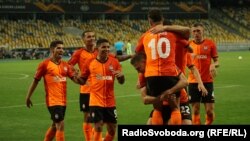 Шахтар, гравці святкують гол