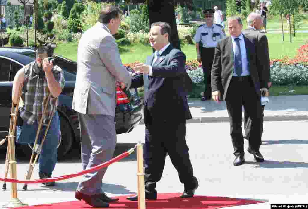 BiH - U Banjaluci su se susreli Milorad Dodik i premijer Srbije Ivica Dačić, 10. juli 2013. Foto: RSE / Milorad Milojević 