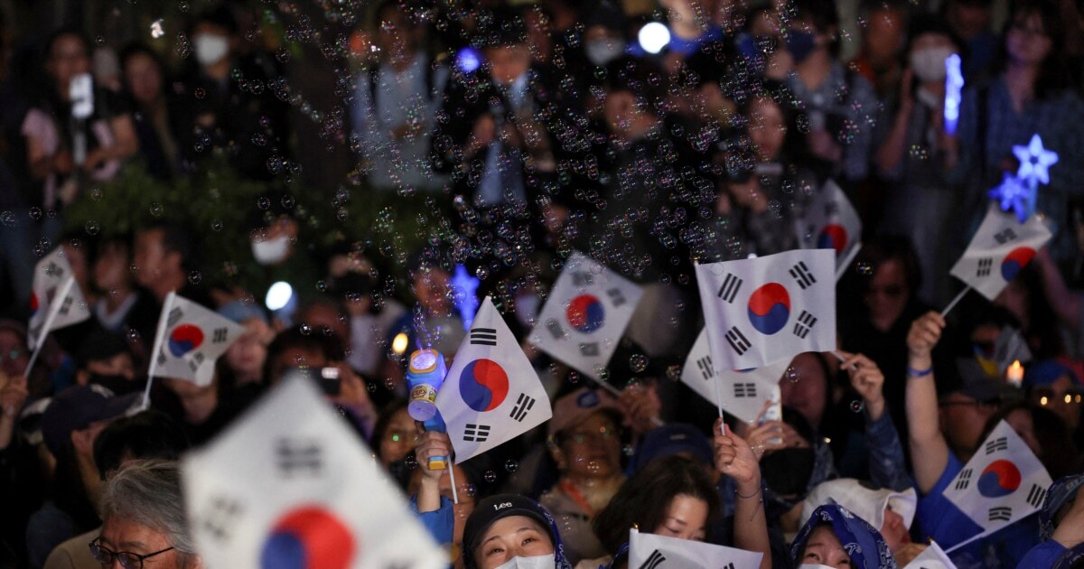 ეგზიტპოლების თანახმად სამხრეთ კორეის საპრეზიდენტო არჩევნებში ლიბერალების კანდიდატი იმარჯვებს