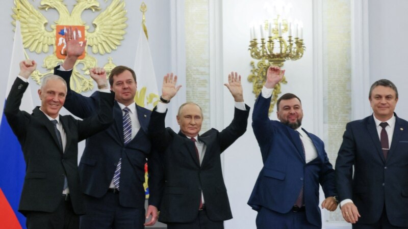 Putin Ukraynanın 4 vilayətinin ilhaqını bəyan edir