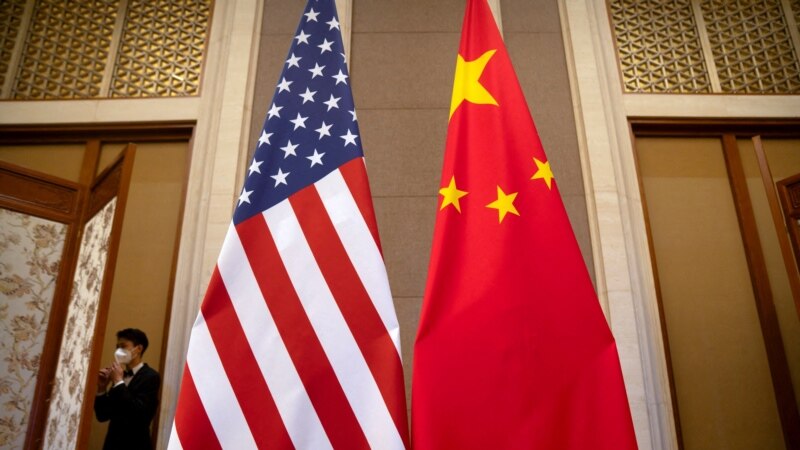 وزیر خزانه امریکا به هدف تقویت روابط به چین سفر کرد 